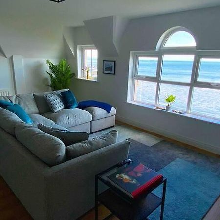Sound Of The Sea - Penthouse In Portrush Appartement Buitenkant foto