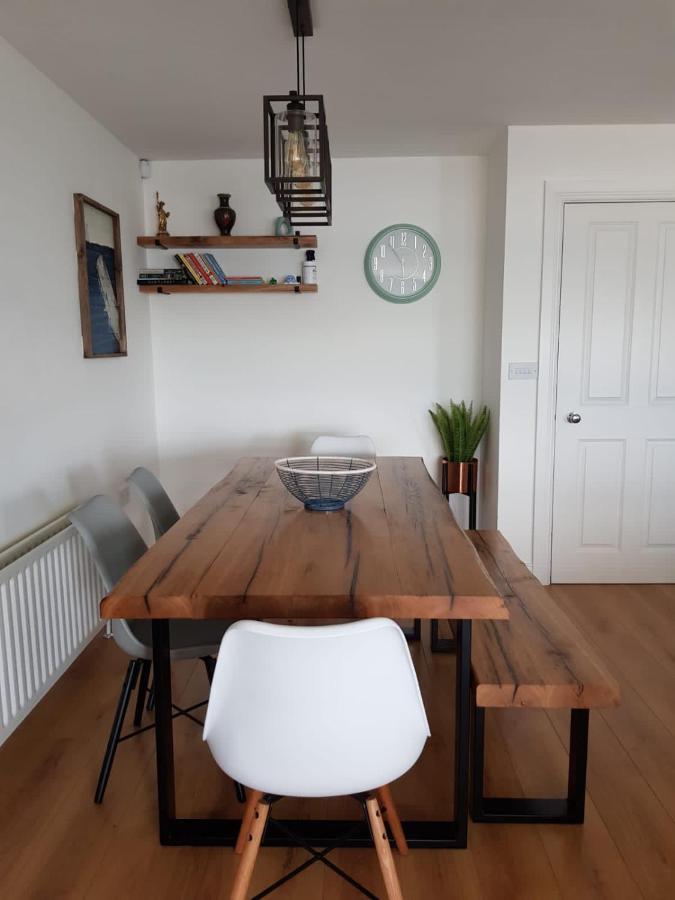 Sound Of The Sea - Penthouse In Portrush Appartement Buitenkant foto
