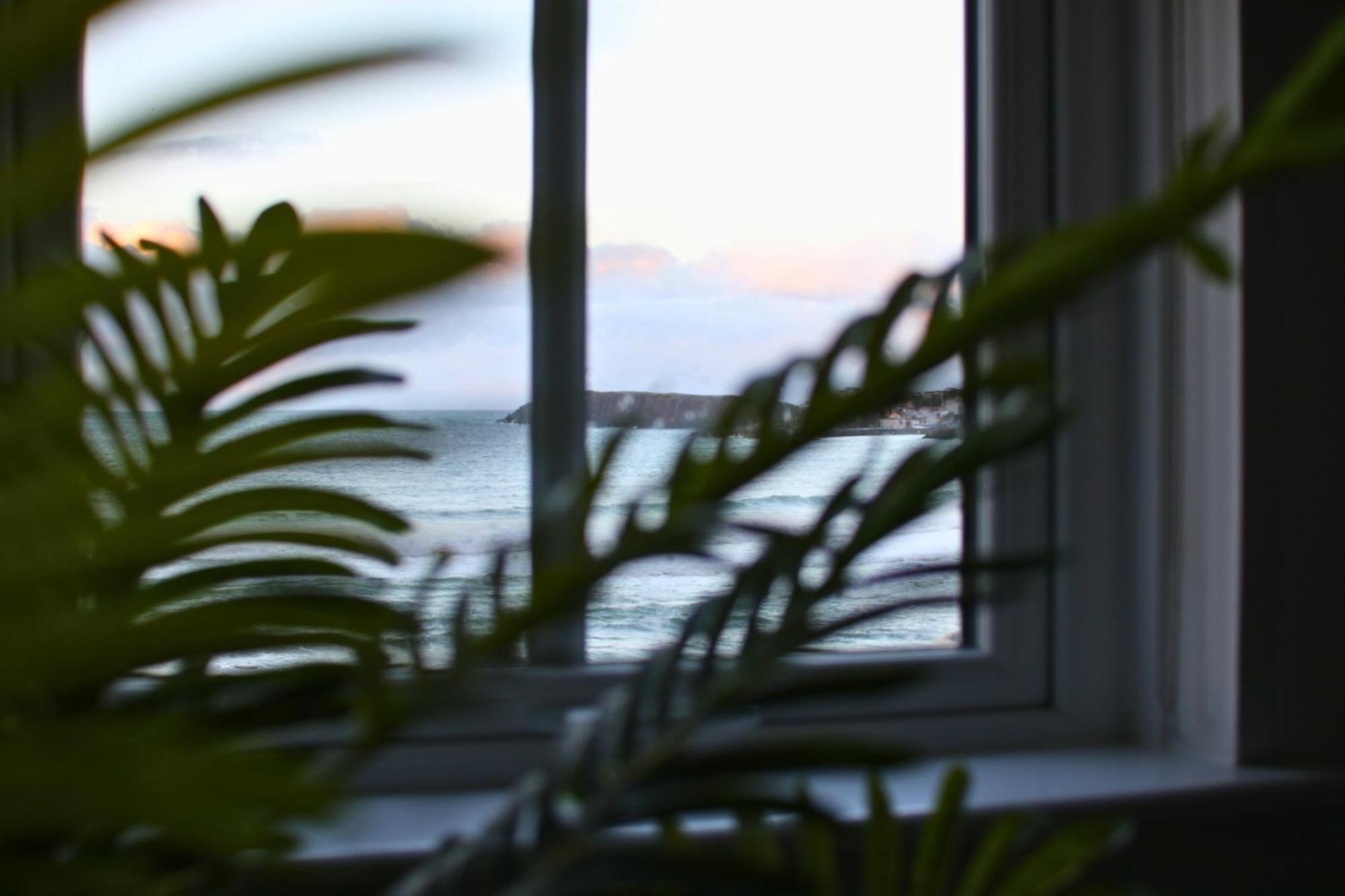 Sound Of The Sea - Penthouse In Portrush Appartement Buitenkant foto