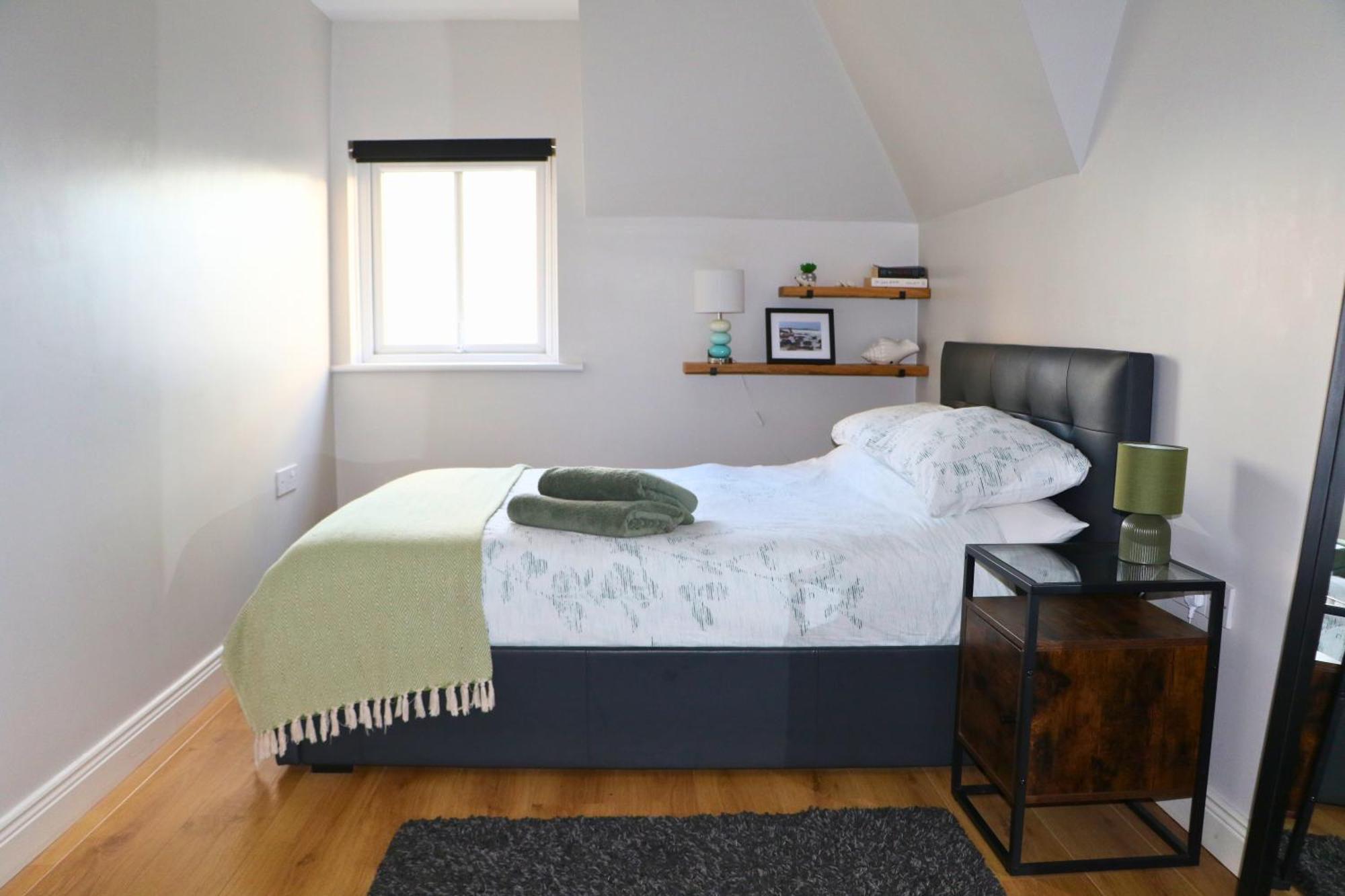 Sound Of The Sea - Penthouse In Portrush Appartement Buitenkant foto